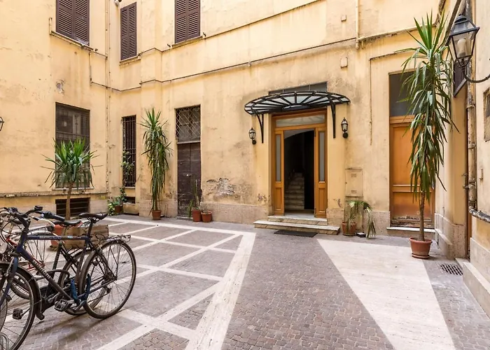 The Best Rent - Bright Flat Near San Pietro
